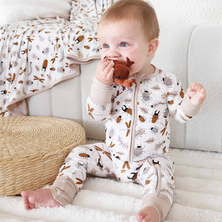 snuggle bug baby zip romper 
