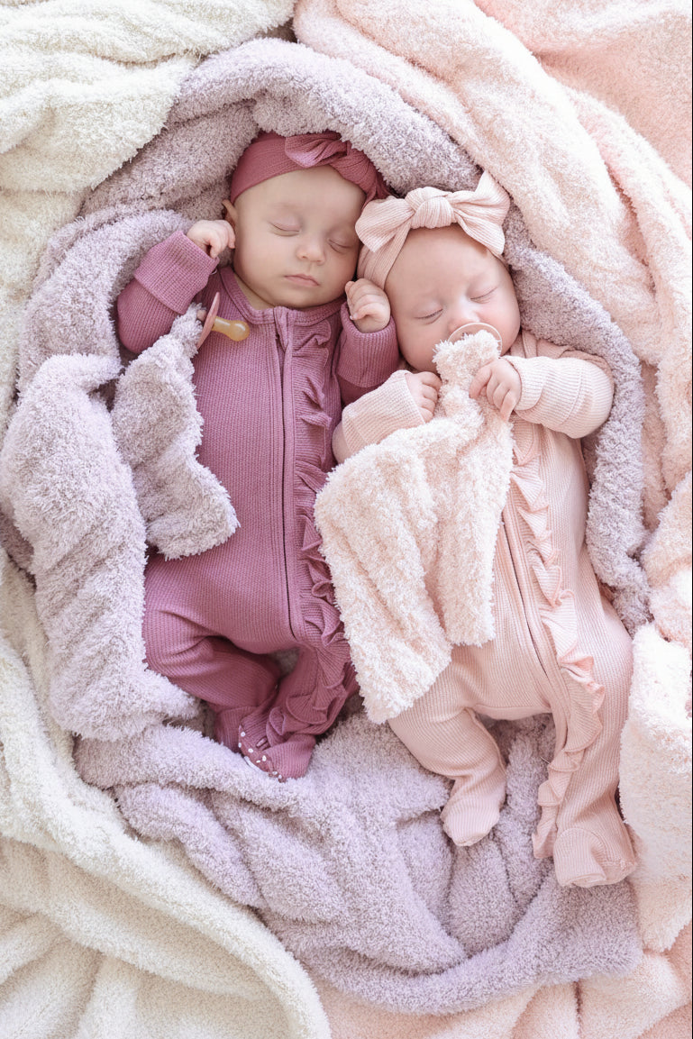 CuddleLane™ Luxe Blankets | Solids