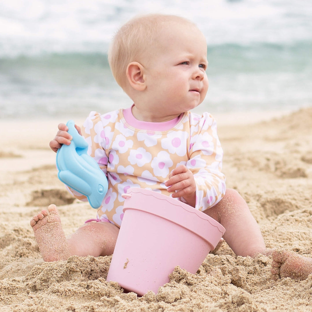 sunshine daisy ruffle butt rash guard