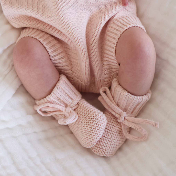 light pink bow knit baby booties for girls 