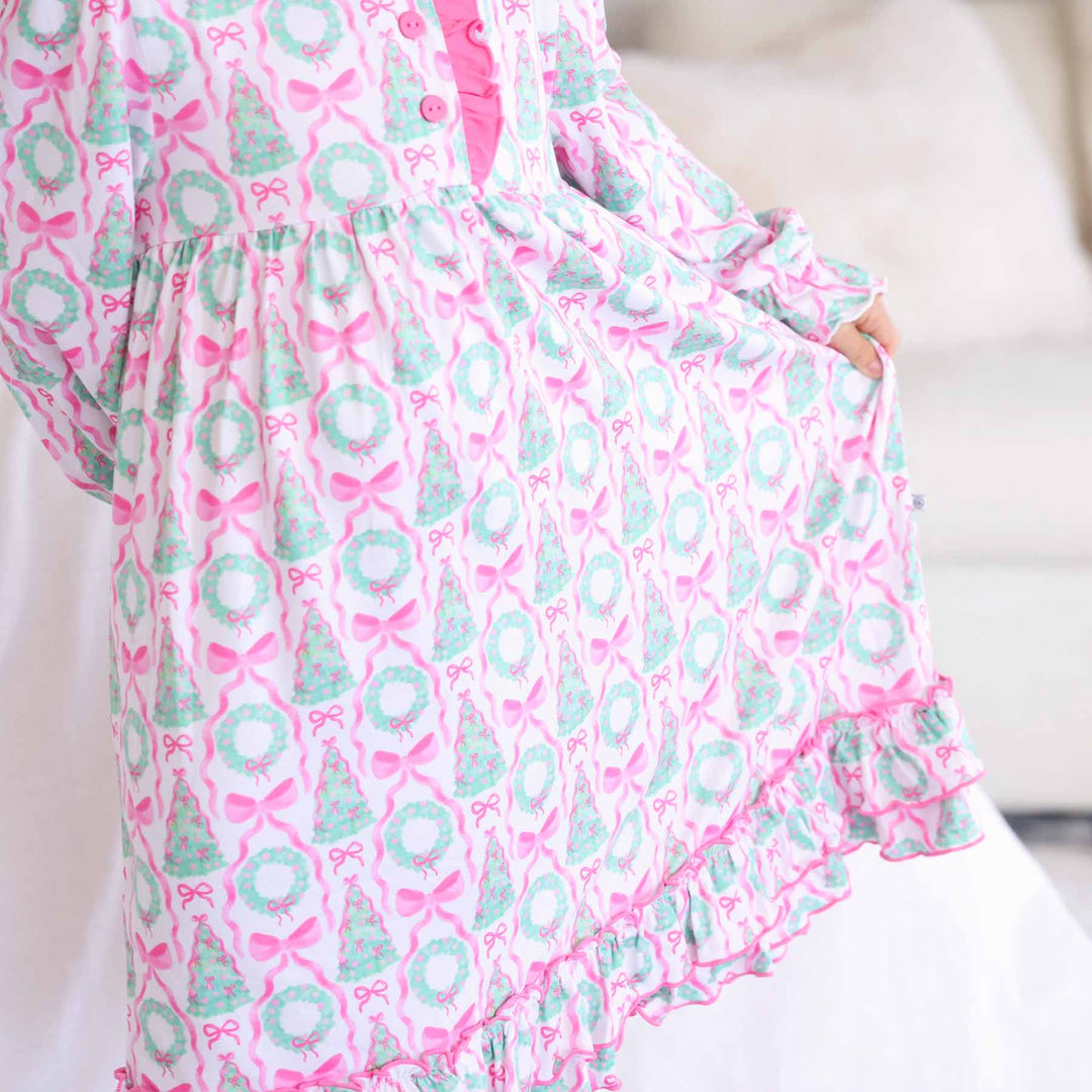 long sleeve hot pink ruffle christmas tree, bow and wreath christmas nightgown for girls made of polyester