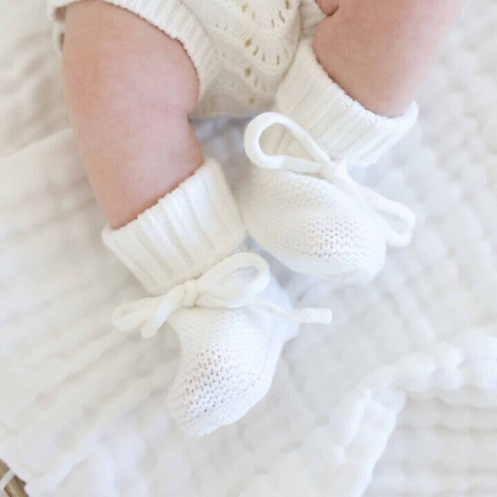 white bow booties for babies